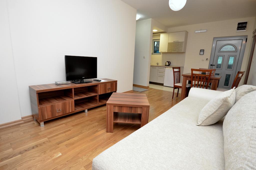 Apartments Rafailovic Ljubo Rafailovici Zimmer foto